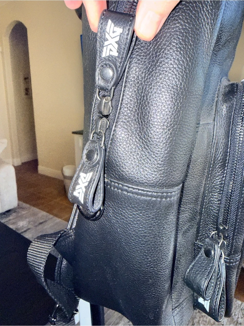 PXG Classic Leather Men´s Backpack - EUC